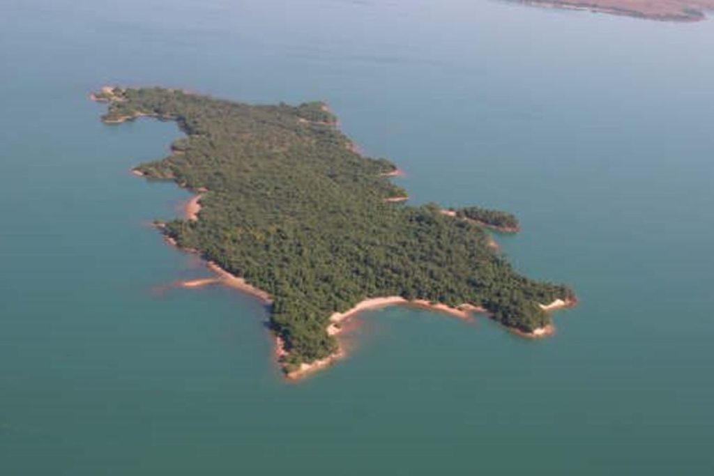 Ilha de Itumbiara está à venda por R$ 10 milhões. (Foto: Reprodução/Redes Sociais)