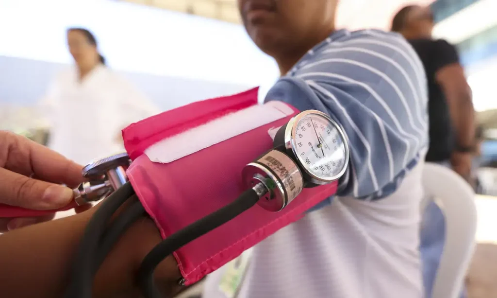 O alimento que pode trazer alívio à pressão alta e é uma delícia