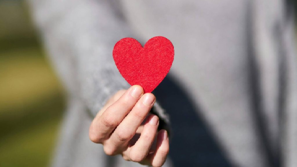 6 sinais de que você pode estar se apaixonando por quem não devia