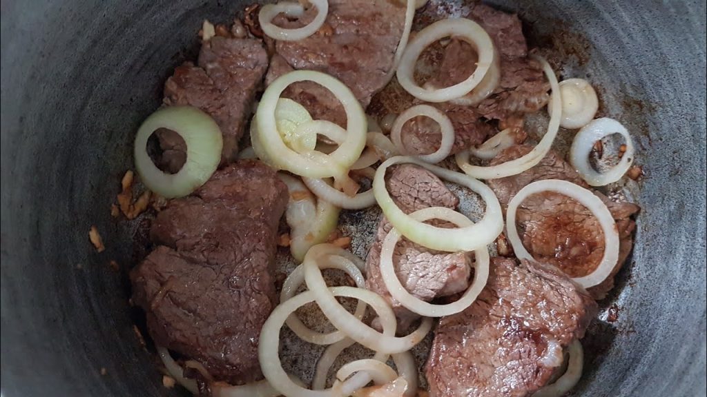 6 melhores carnes para bife: aprenda a escolher e economize no açougue