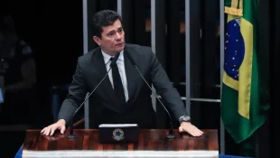 Desembargador vota pela cassação de Moro em 4ª sessão de julgamento