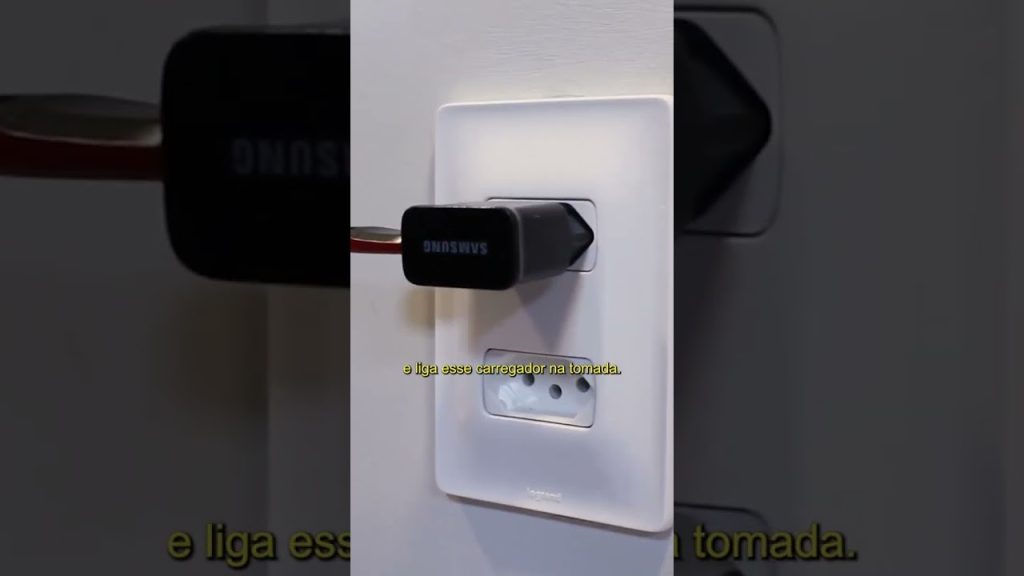 6 formas de identificar se o carregador do seu celular é falso