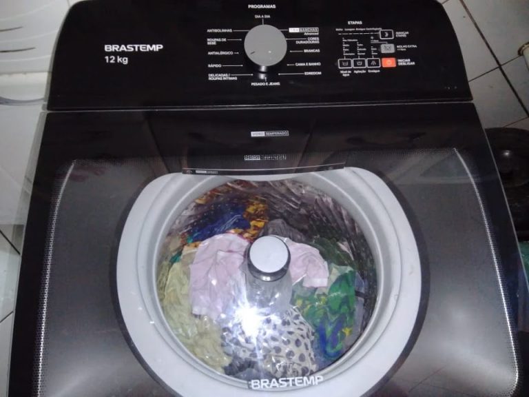 6 coisas que não podem ser colocadas na máquina para lavar e muita gente insiste