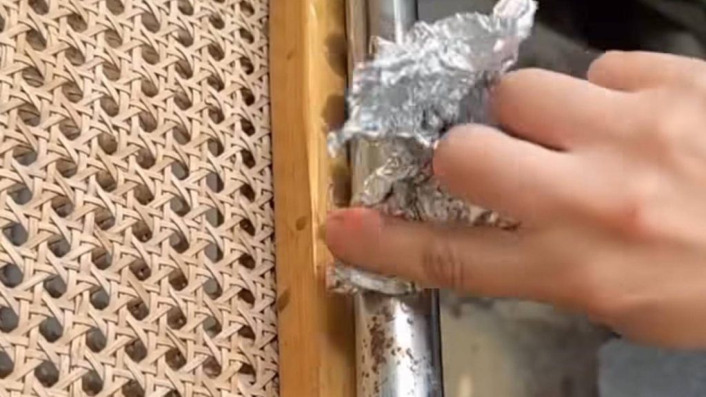 Remover ferrugem com papel alumínio