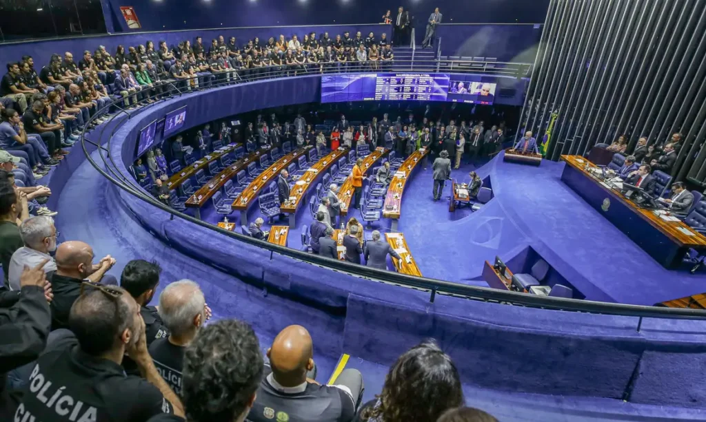 Cadastro de condenados por violência contra mulher vai ao Senado