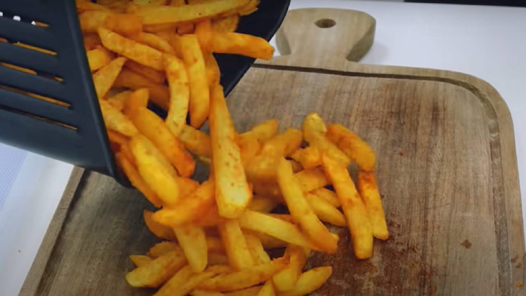 Batata na Air Fryer, crocante e saborosa