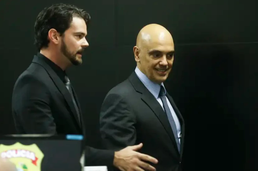 Delegado brasileiro é eleito para comandar a Interpol