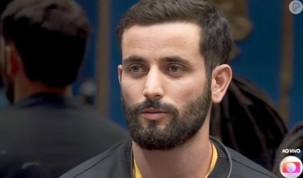 Faculdade confirma que Matteus Amaral burlou sistema de cotas ao se declarar preto