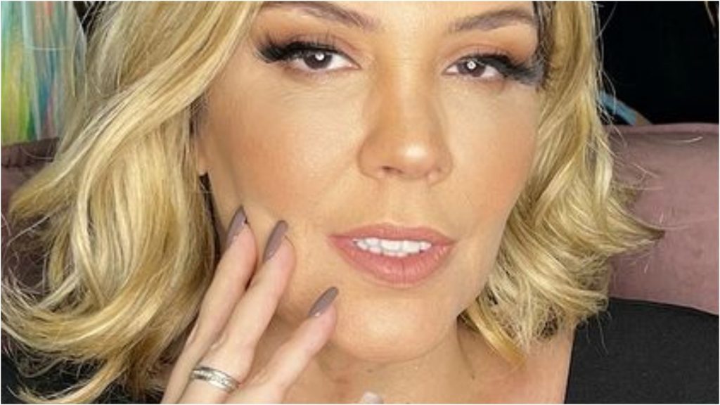 Simony reflete sobre câncer nas redes sociais