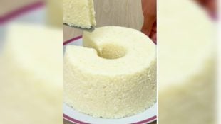 Aprenda a fazer o bolo que leva poucos ingredientes e fica pronto em 5 minutos