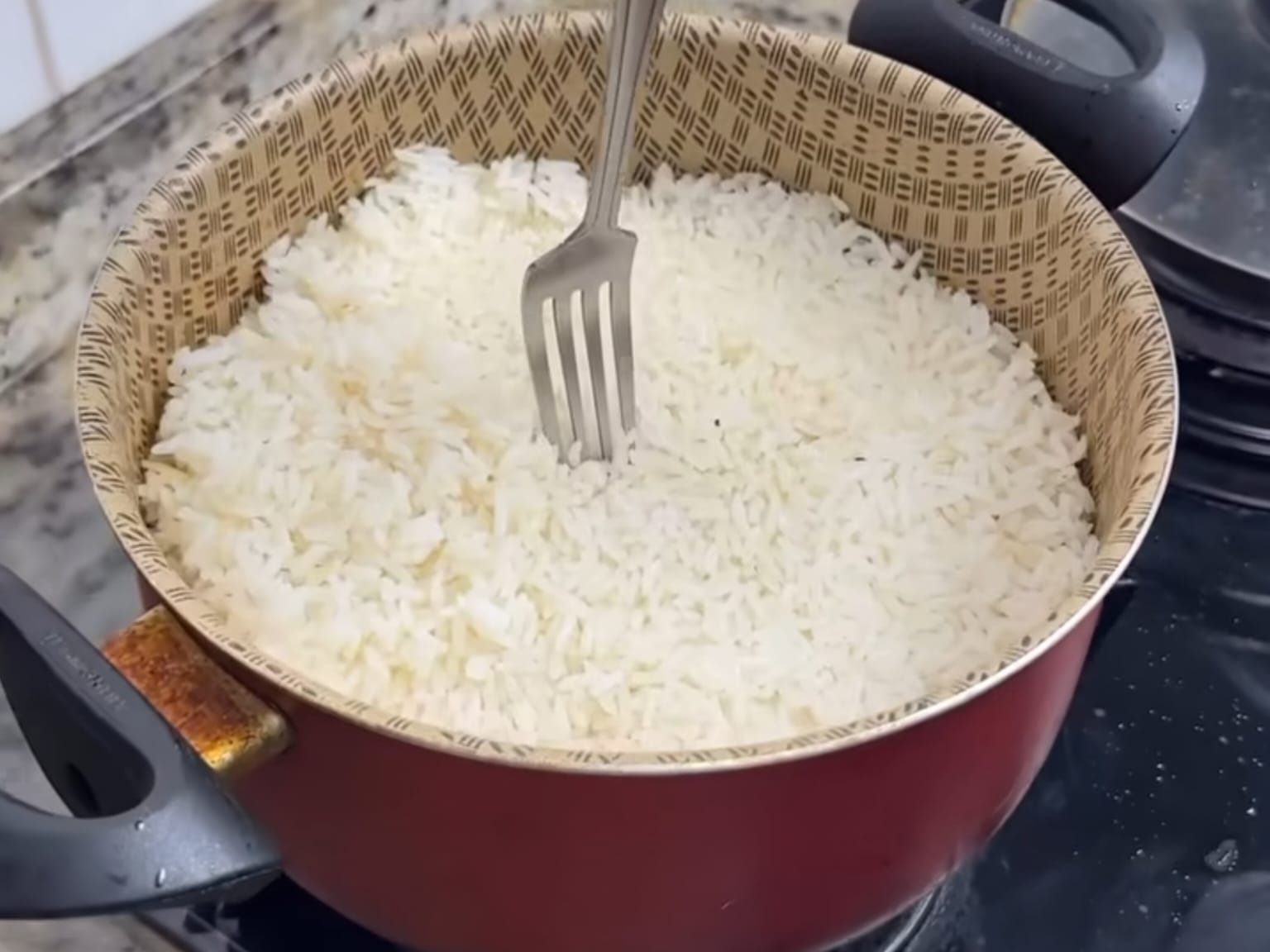 Apenas 5% das pessoas conhecem esses truques com arroz