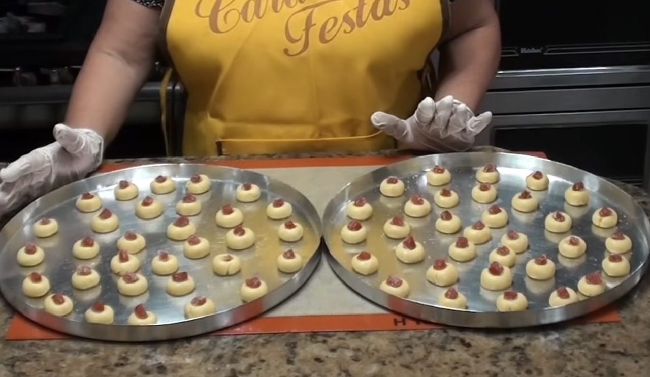 Em apenas 20 minutos você consegue fazer um delicioso biscoito amanteigado na Air Fryer