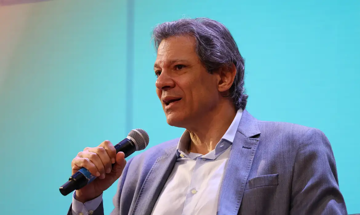 Haddad atribui a má avaliação da economia à desinformação