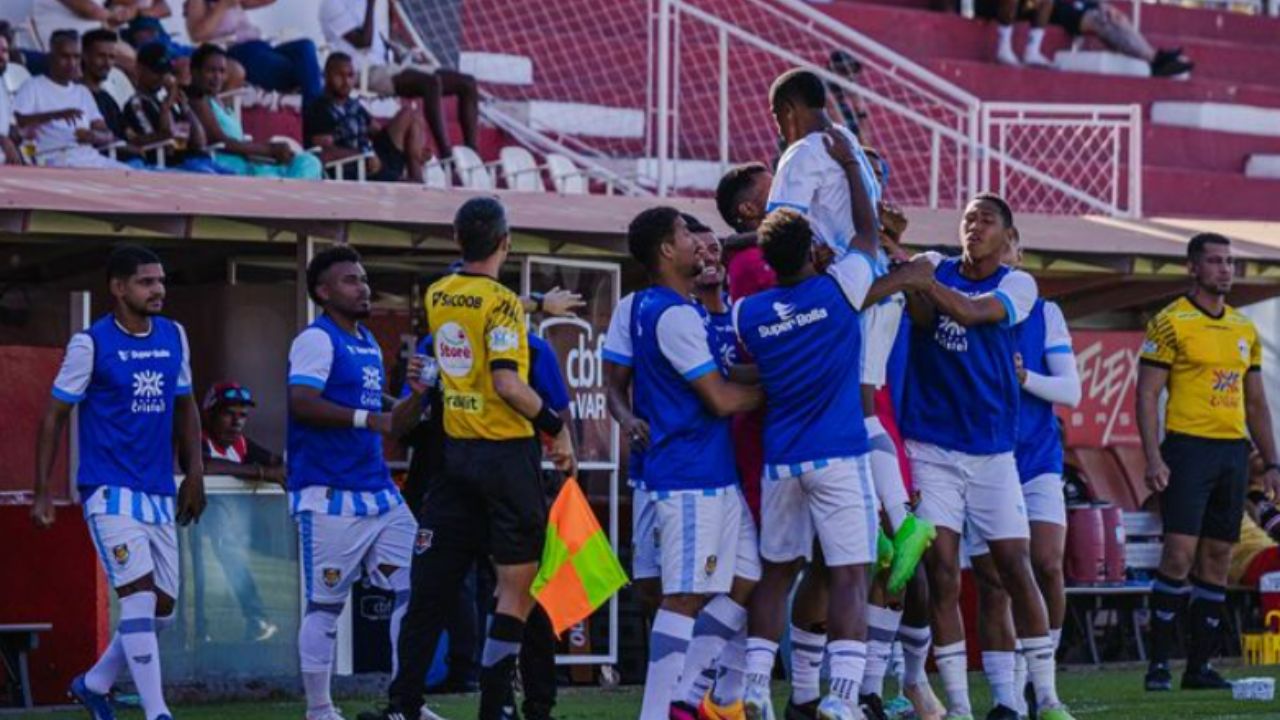 Grêmio Anápolis comemora vitória. (Foto: Reprodução/Instagram)