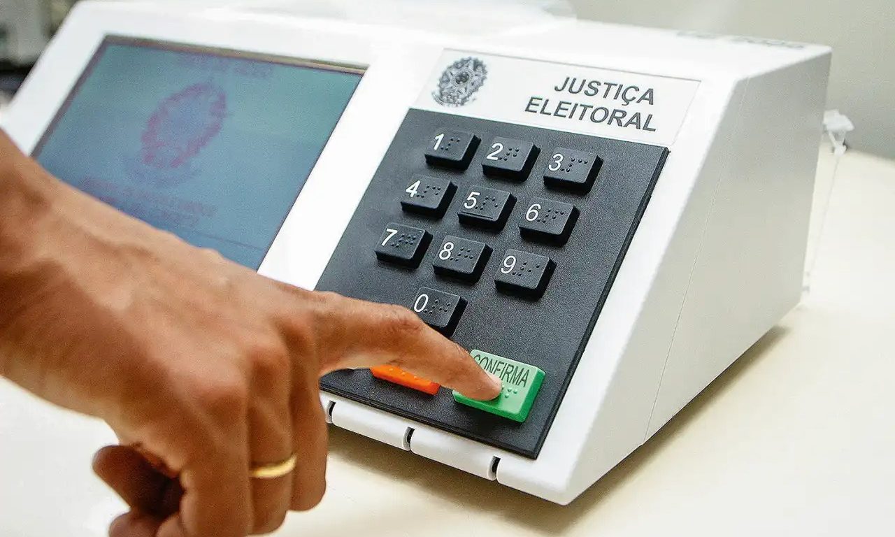 Brasil, Colômbia e México pedem dados eleitorais da Venezuela