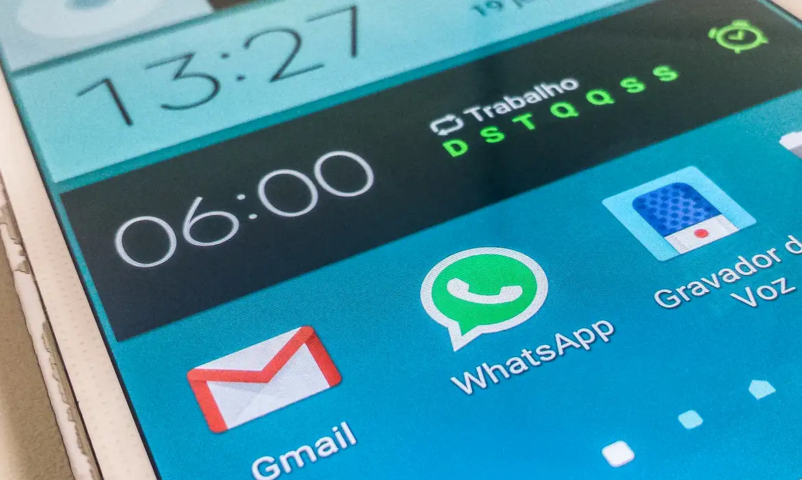 6 frases proibidas de postar nos status do WhatsApp