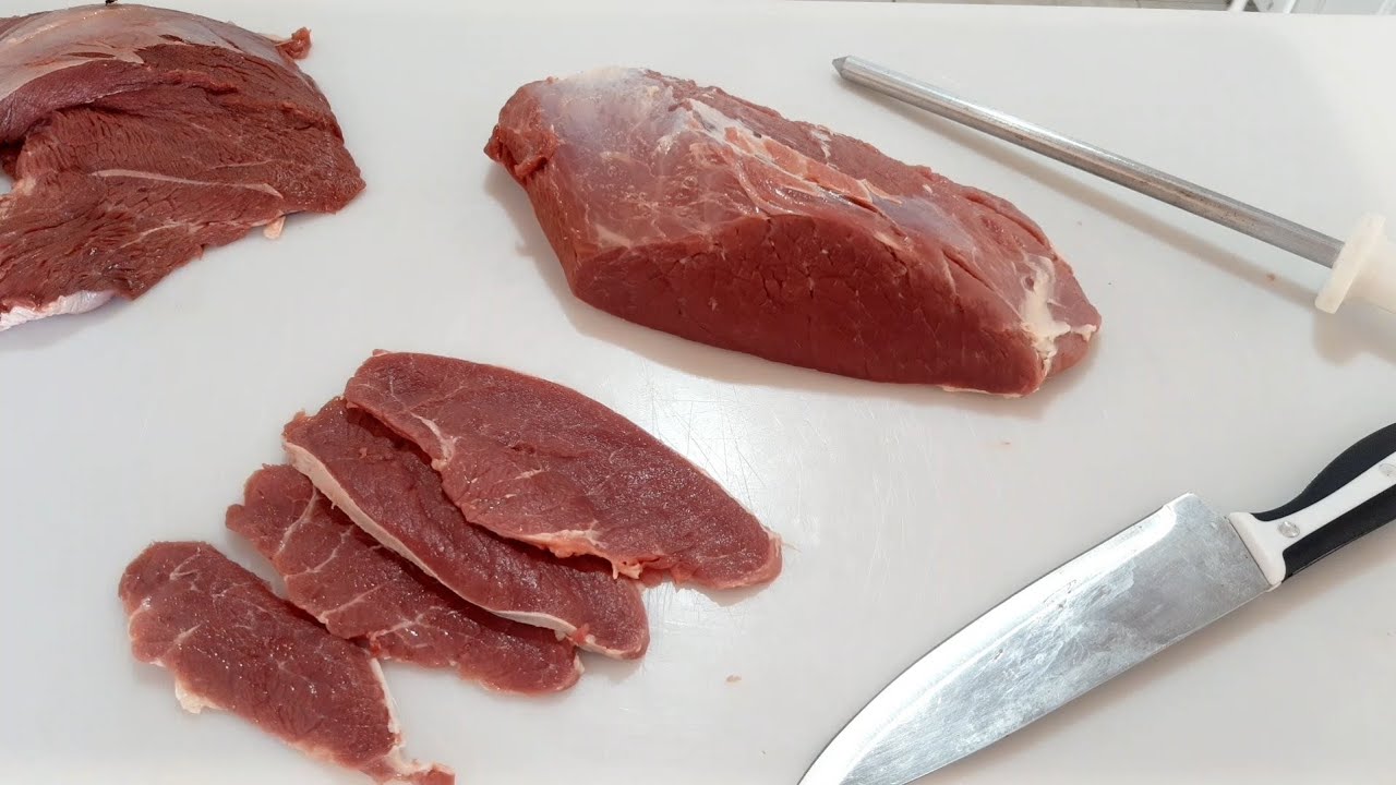 Truque das churrascarias para deixar a carne macia e suculenta