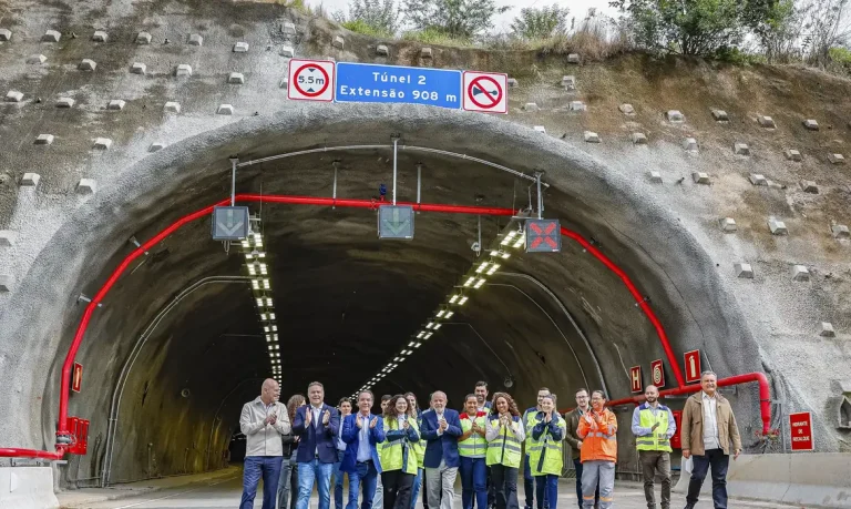 Lula inaugura obra viária que desafoga tráfego na Grande Florianópolis