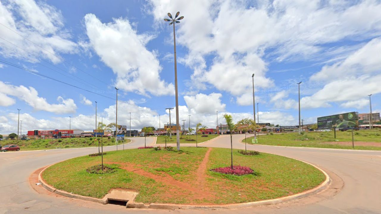 Trevo de acesso ao bairro Parque Barragem, onde o acidente aconteceu. (Foto: Google)