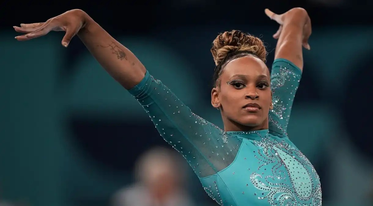 Rebeca Andrade na final do solo em Paris 2024. (Foto: Divulgação/COB)