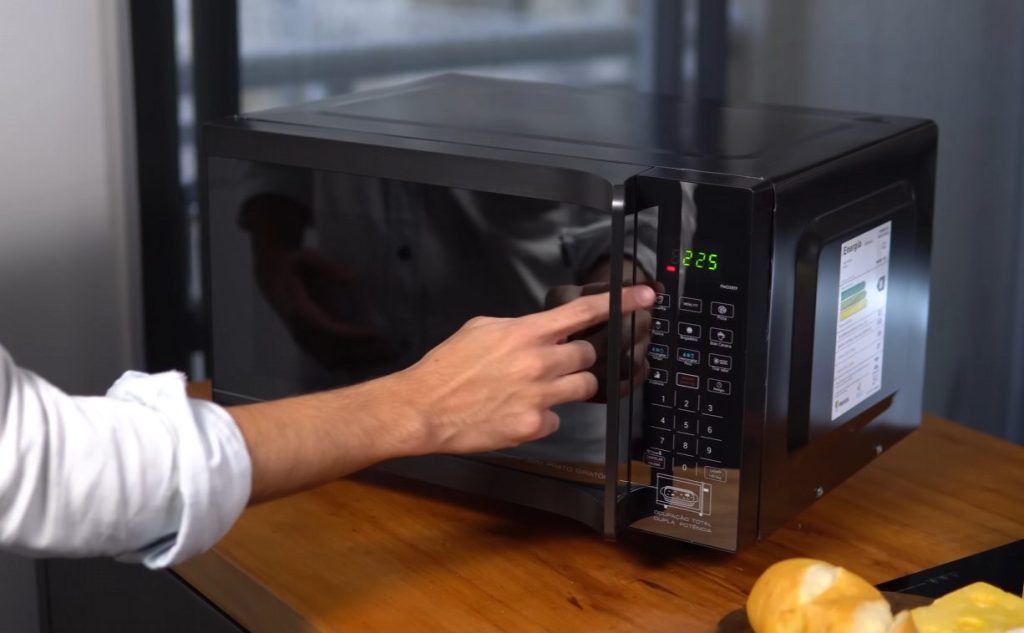 Você deve desligar esses eletrodomésticos durante tempestades com raios