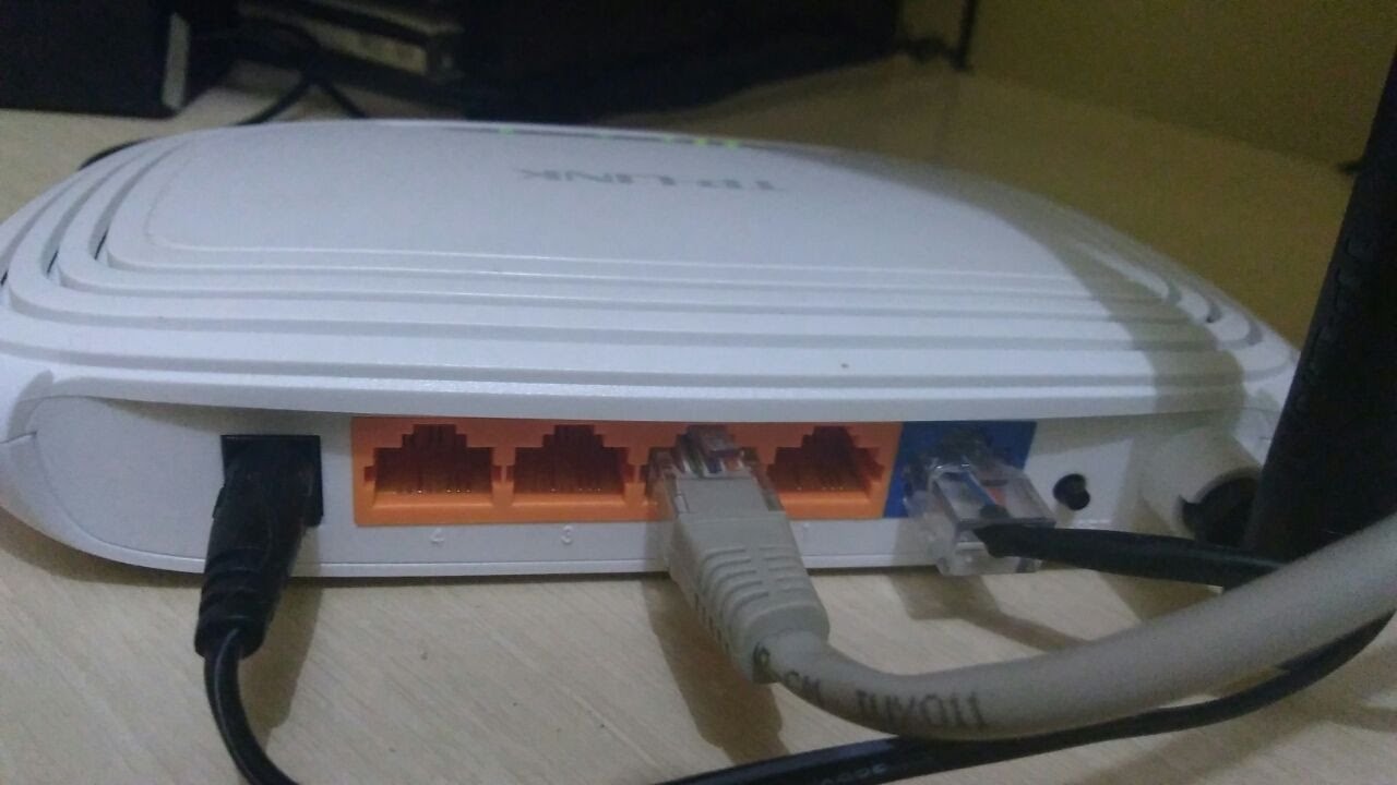 O truque para turbinar o sinal de WI-FI da sua casa (vai deixar a internet mais rápida)