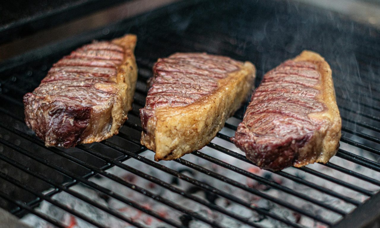 6 carnes perfeitas para churrasco (são excelentes e não custam muito)