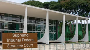 Moraes pede comprovação de novos representantes do X no Brasil