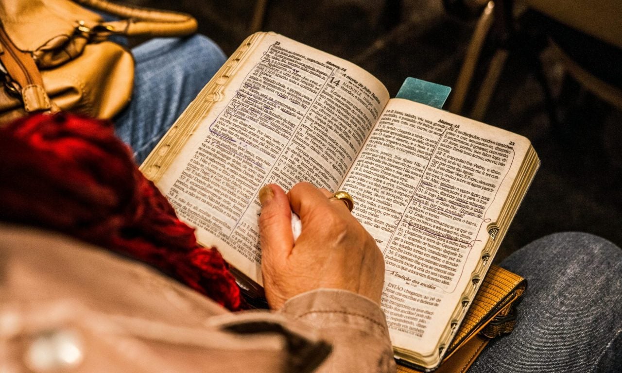 Versículo de hoje para melhorar o dia e aumentar a fé e gratidão