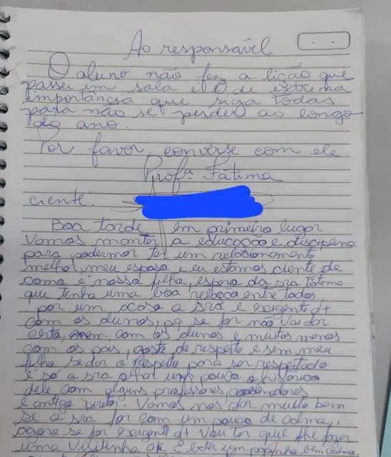 Professora envia bilhete aos pais de aluno e recebe resposta inesperada