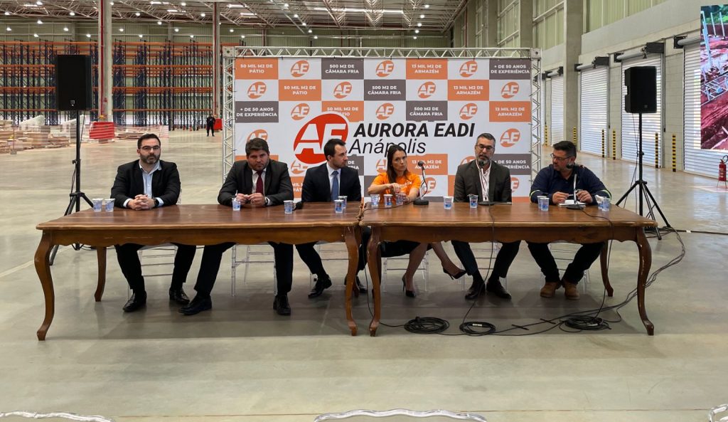 Representantes da Aurora em coletiva de imprensa (Foto: Paulo Roberto Belém/ Portal 6)