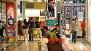 6 segredos que os funcionários de shoppings não querem que os clientes saibam