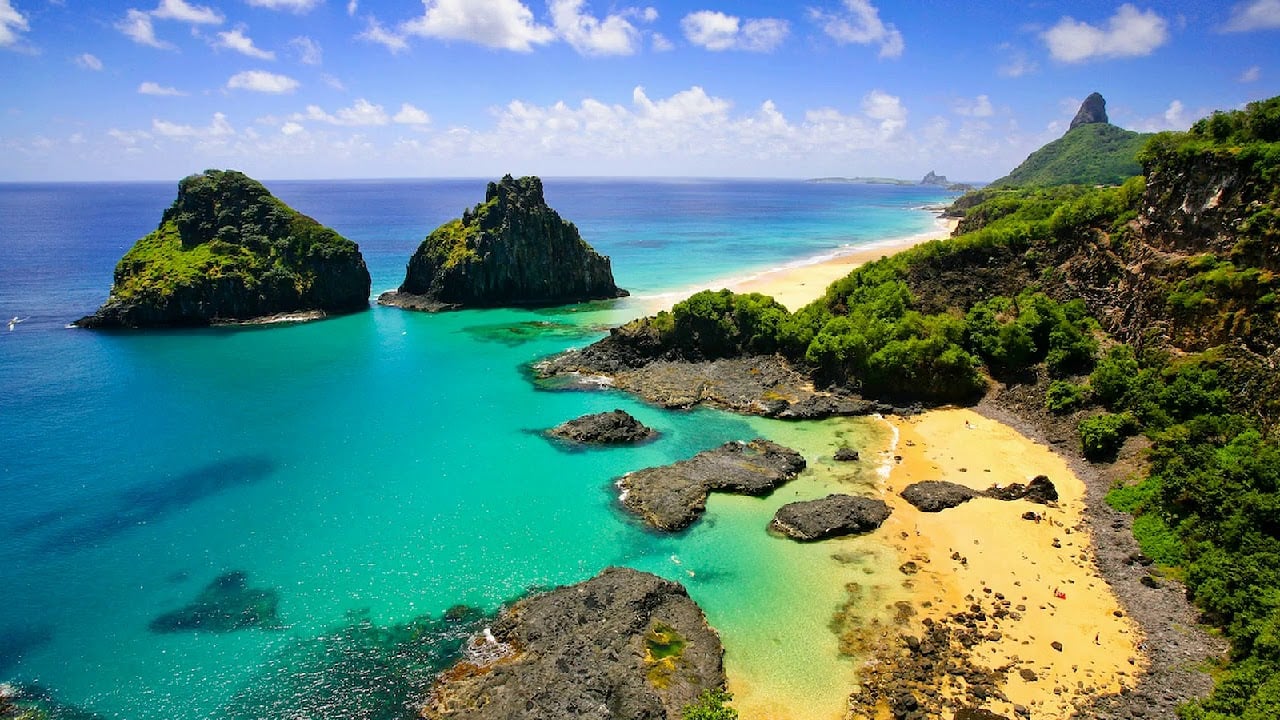 Conheça praia eleita a mais bonita do mundo (é do Brasil)