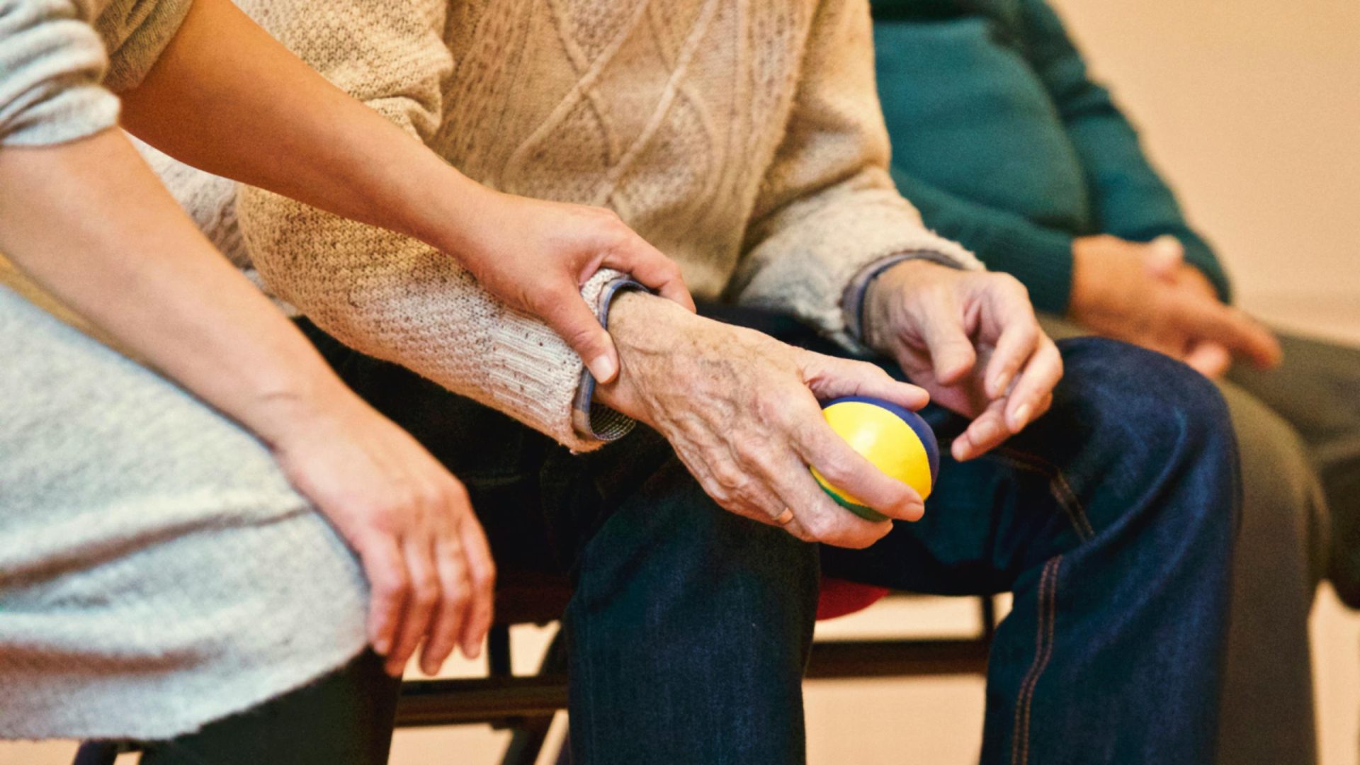 O hábito que ajuda a prolongar a vida e as pessoas (de forma errada) só adotam depois dos 50