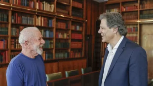 Conversa com Lula sobre corte de gastos está avançando, diz Haddad