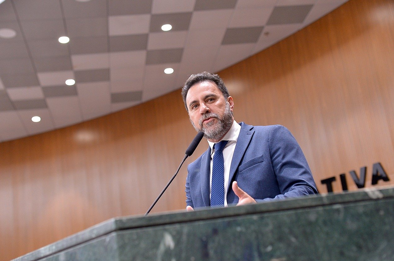 Deputado estadual Veter Martins. (Foto: Sérgio Rocha/Alego)