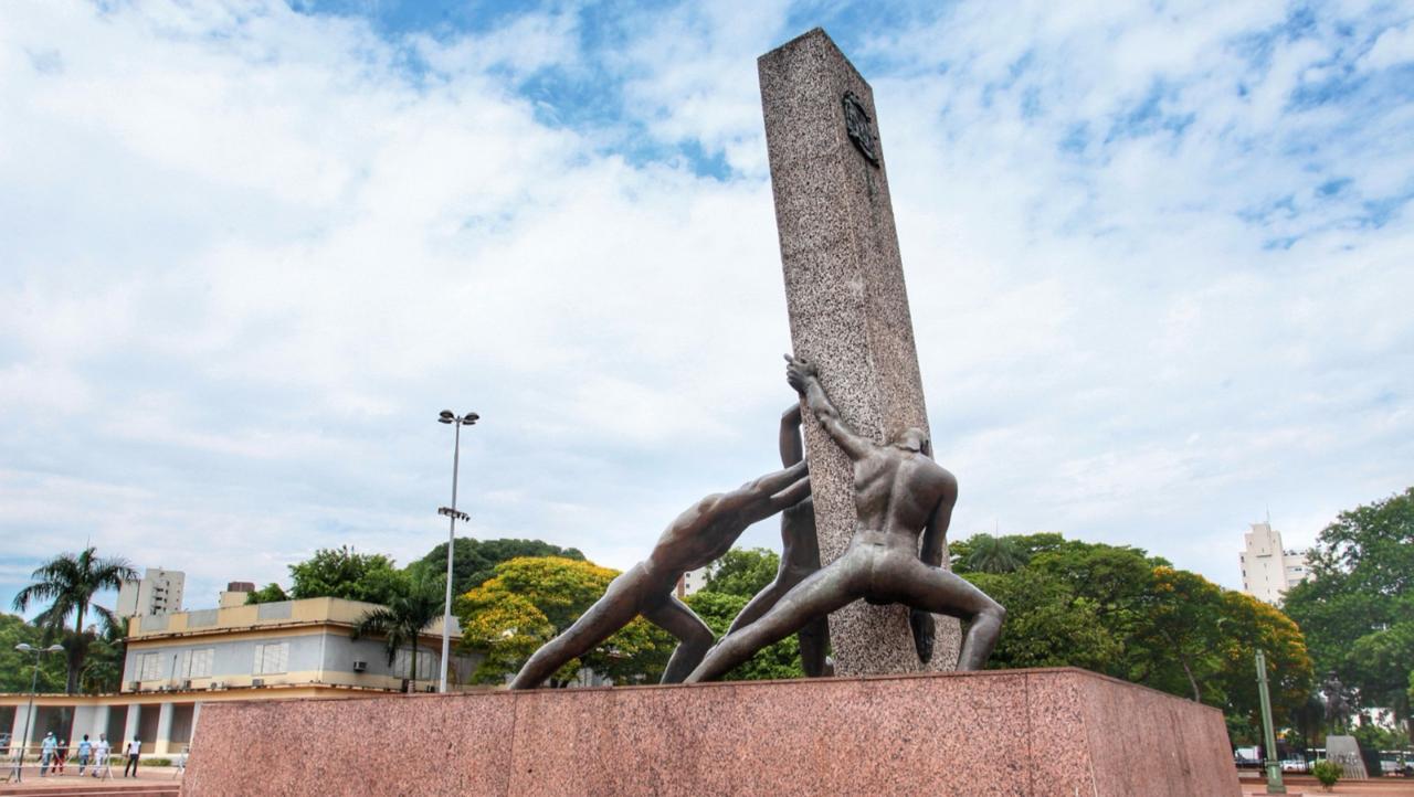 Estrutura tem sete metros de altura (Foto: Goiás Turismo)