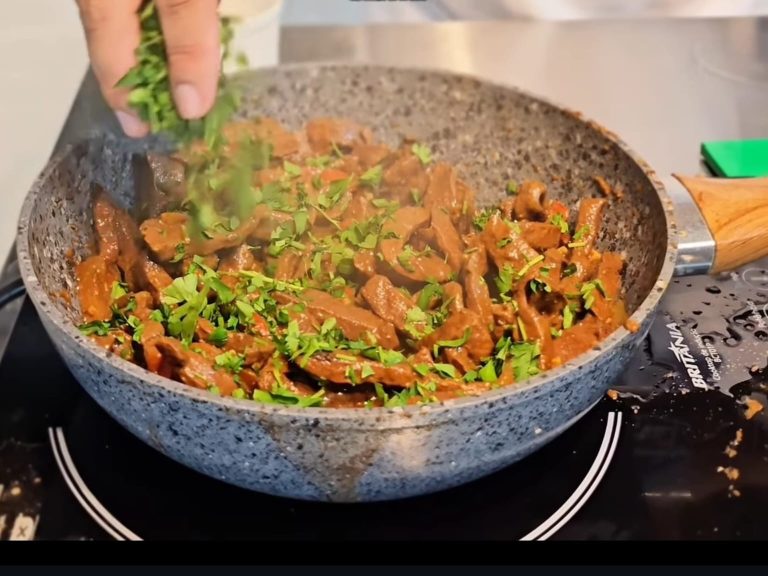 O segredo para deixar o bife de fígado mais macio e sem sabor e cheiro forte