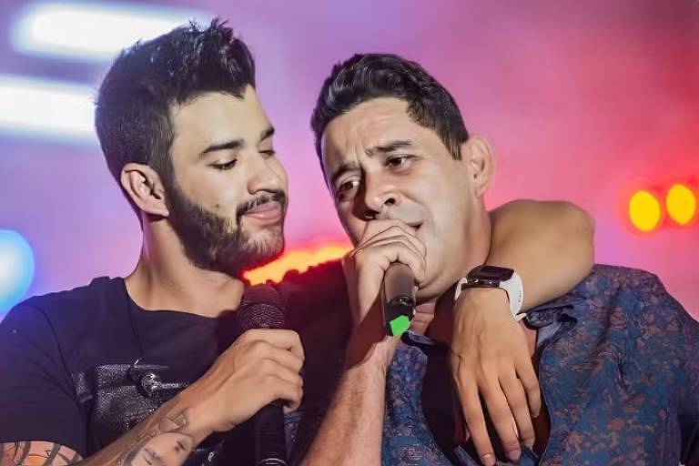 Gusttavo Lima em show com irmão William Lima. (Foto: Reprodução)