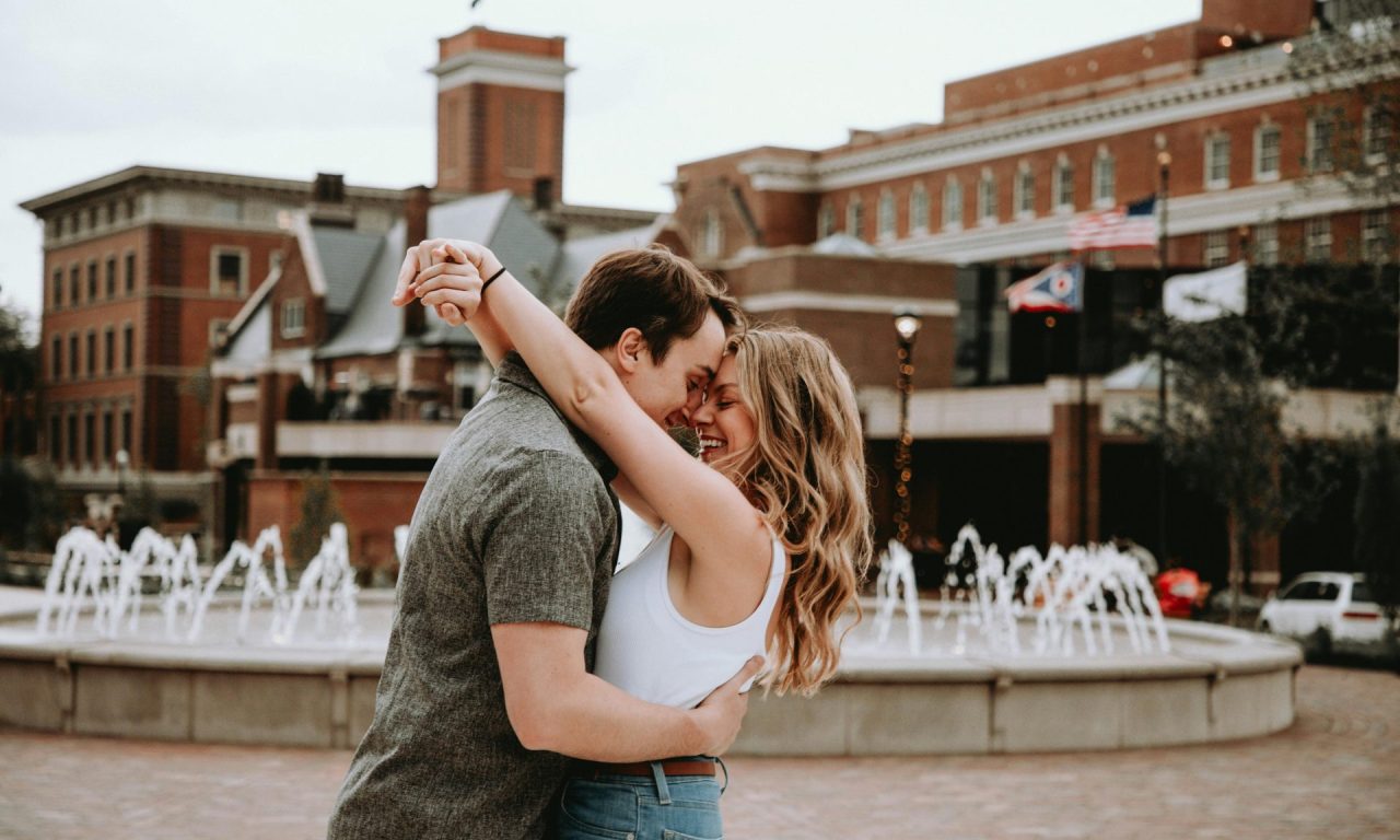 6 sinais de que você já encontrou o grande amor da sua vida (não ignore)