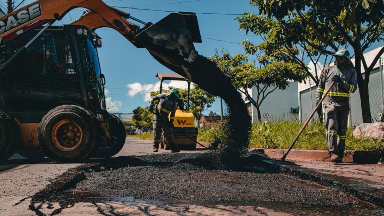 Obra de recapeamento (Foto: Divulgação/ Prefeitura de Anápolis)