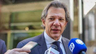 Haddad discute pacote de corte de gastos com Forças Armadas