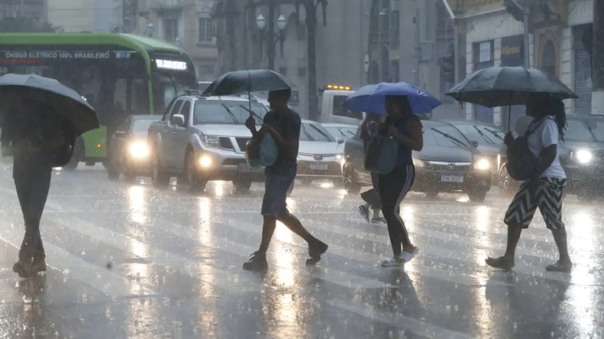 Cidades goianas devem enfrentar grande volume de chuvas neste domingo (10); veja quais