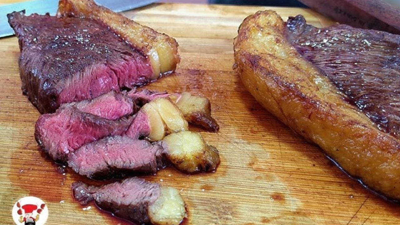 Não é no forno nem na vasilha de plástico: o lugar ideal para a carne assada após o churrasco