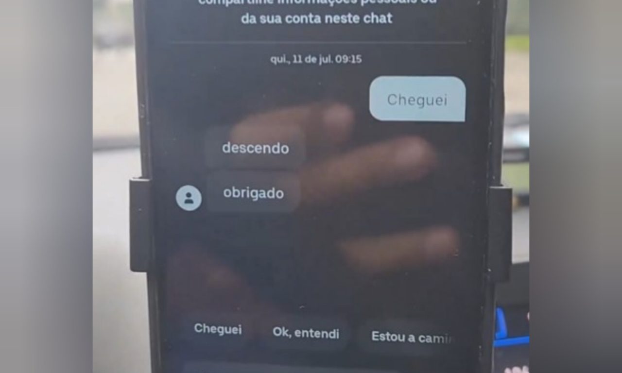 Motorista de aplicativo mostra como se vingou de passageiro e divide opiniões