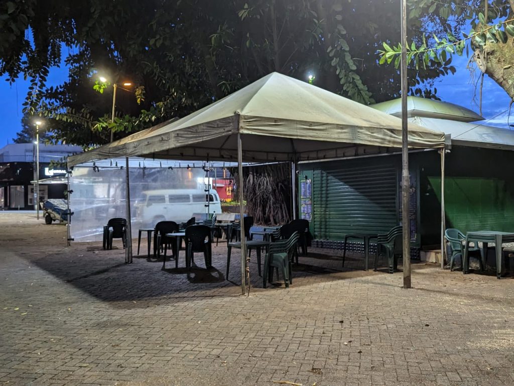 Gordon's Lanches, na Praça Dom Emanuel. (Foto: Davi Galvão) racismo