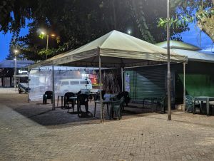 Gordon's Lanches, na Praça Dom Emanuel. (Foto: Davi Galvão) racismo