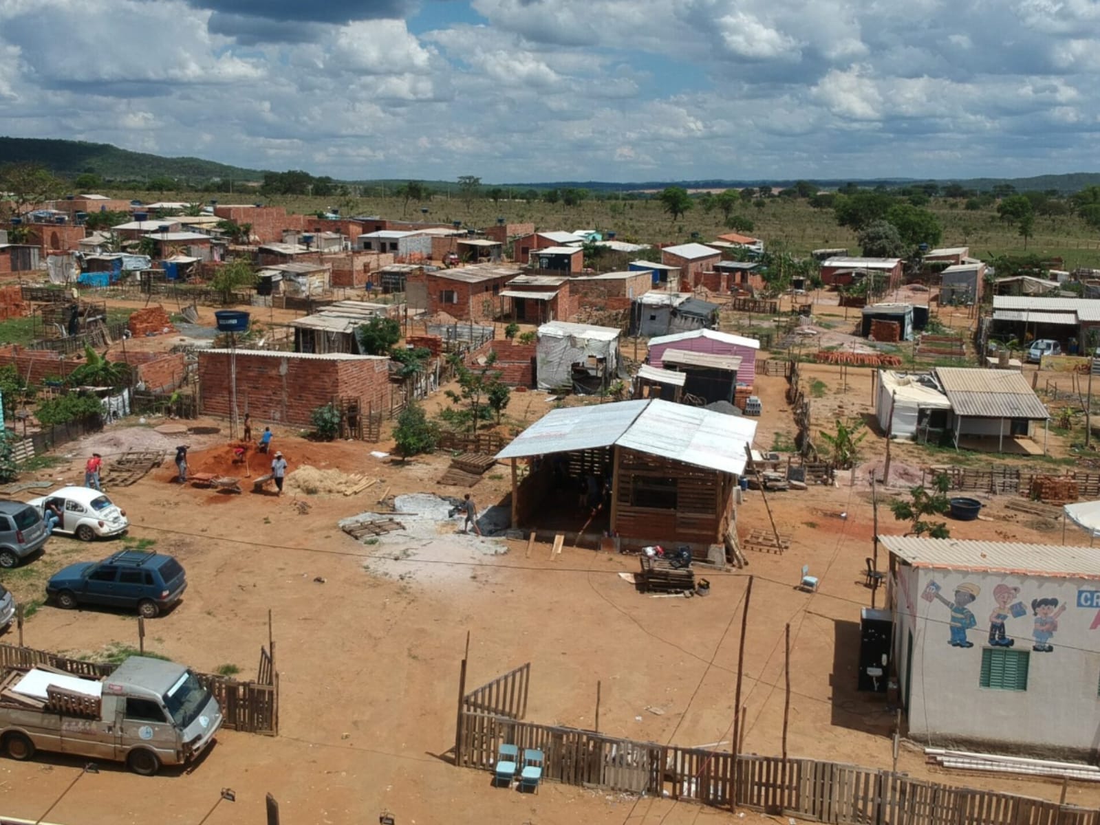 Mais de 8 mil moradores de Aparecida de Goiânia vivem em locais classificados como favela pelo IBGE