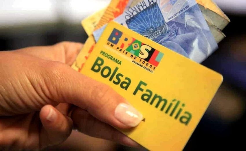 Governo Federal faz alerta sobre pagamento do Bolsa Família em dezembro