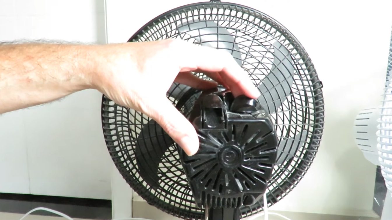 Existe um truque muito aplicado que faz com que o ventilador resfrie como se fosse ar-condicionado